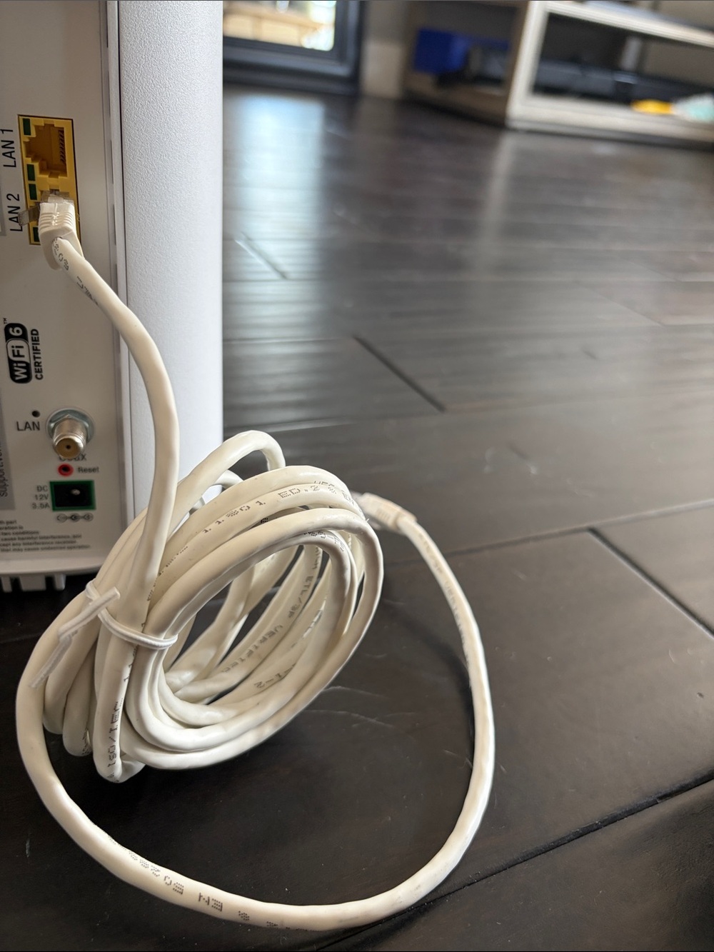 Verizon Wi‑Fi Router E3200 - Picture 3 of 3